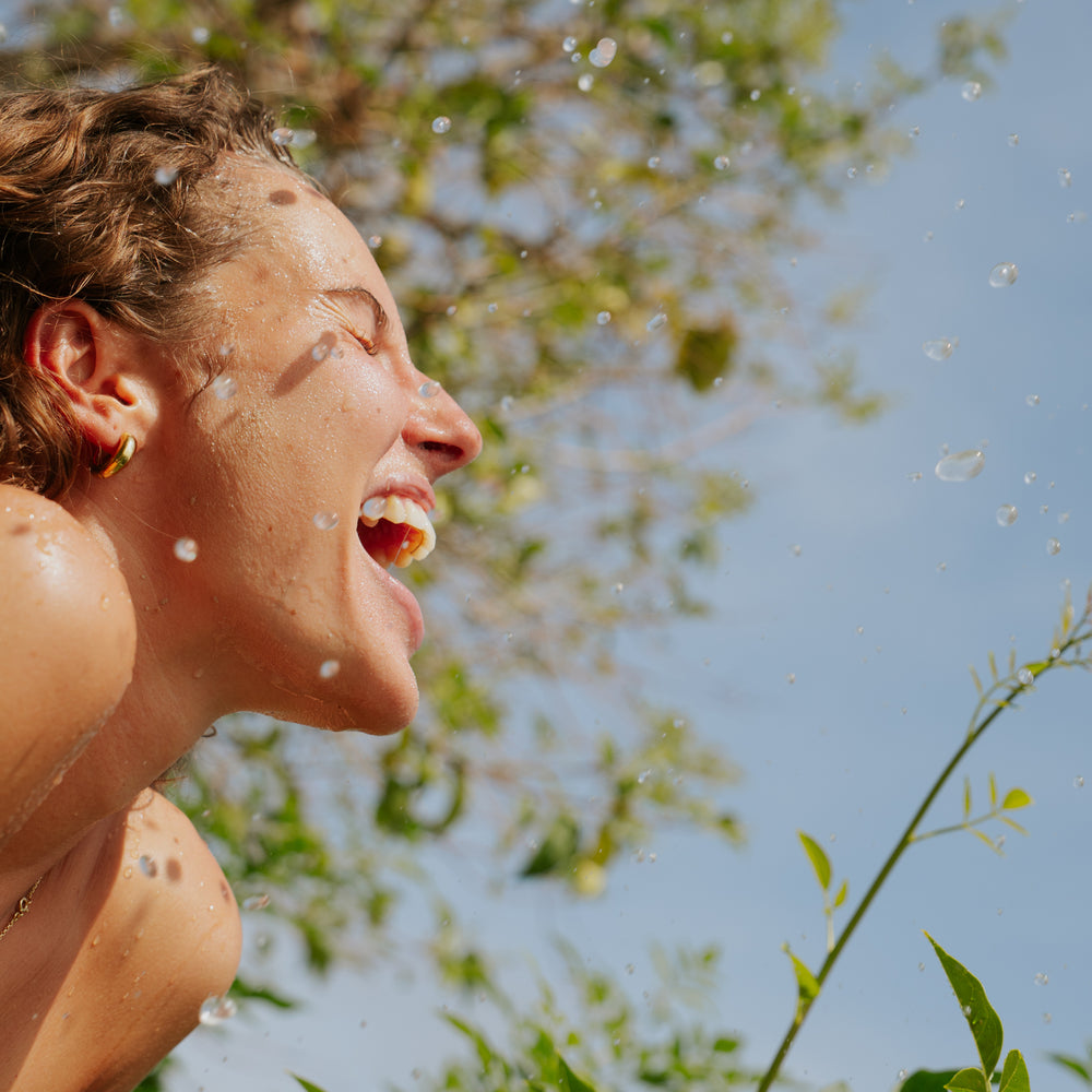 
                      
                        Natural Make-Up Remover
                      
                    